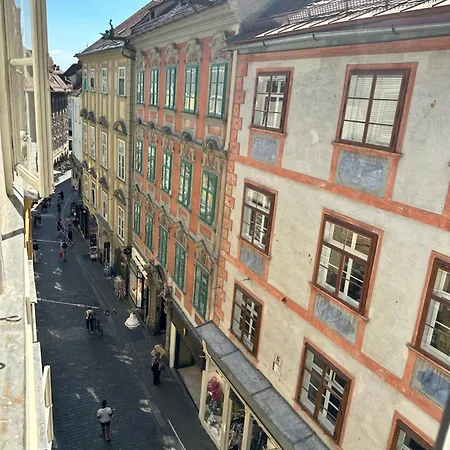 Main Square Flat Graz